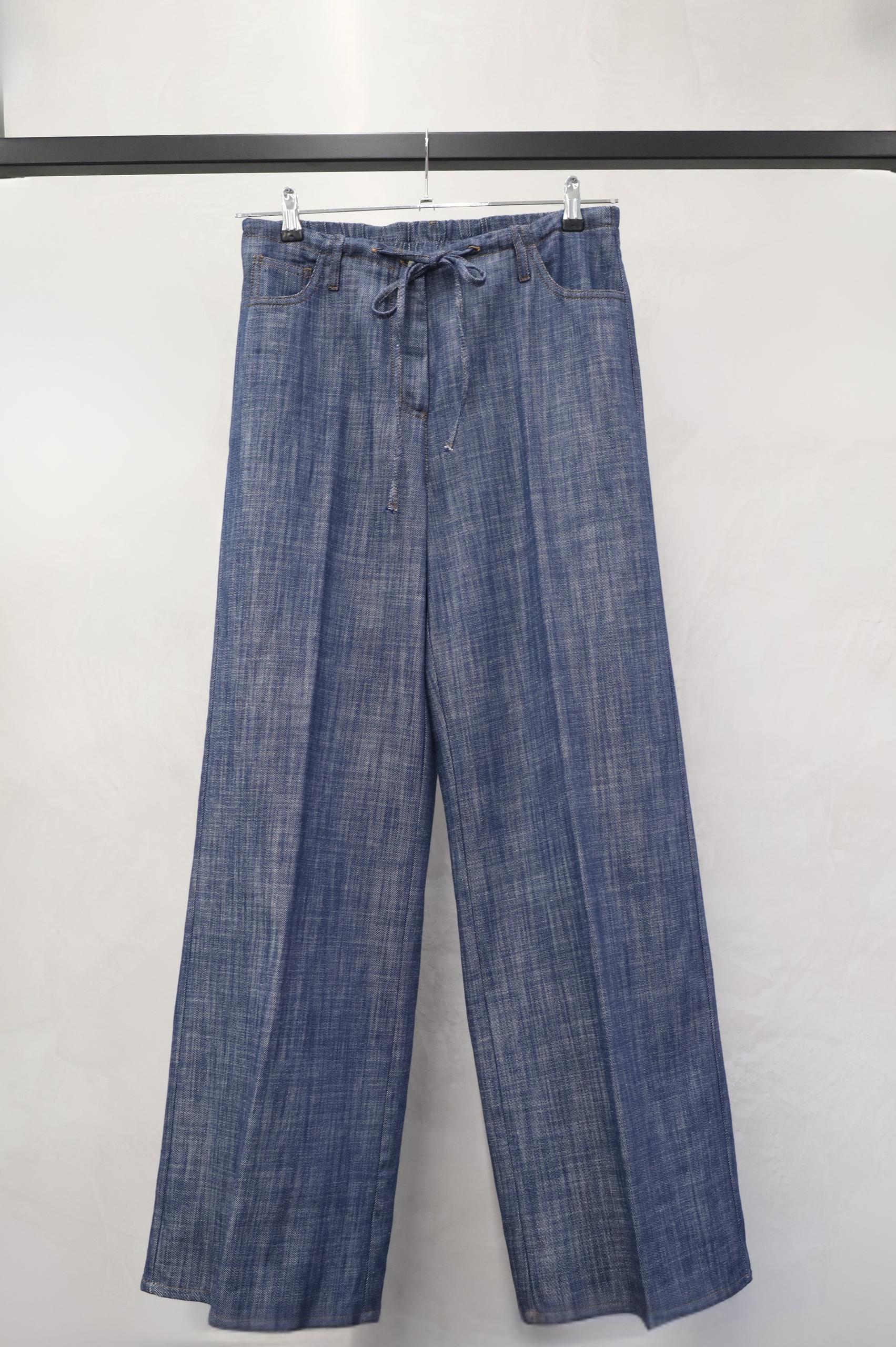 pantaloni jeans