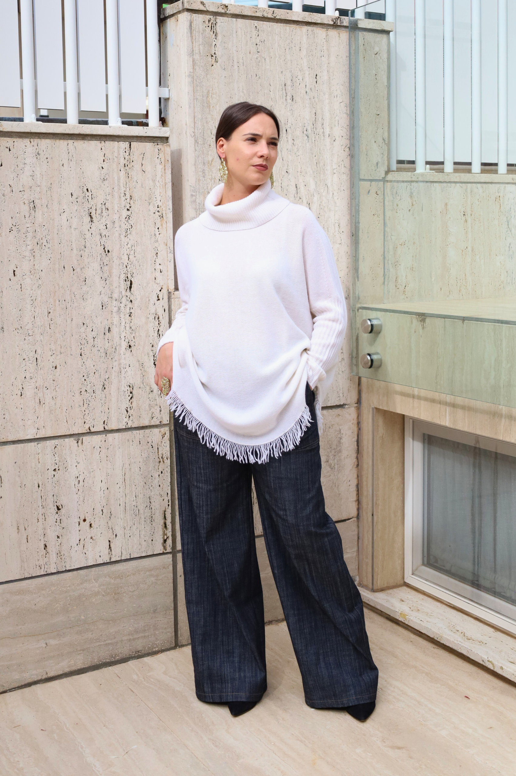 Maglione con frange intero